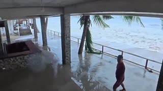 Super Typhoon Fung-wong brings a major storm surge as it makes landfall in Aurora,