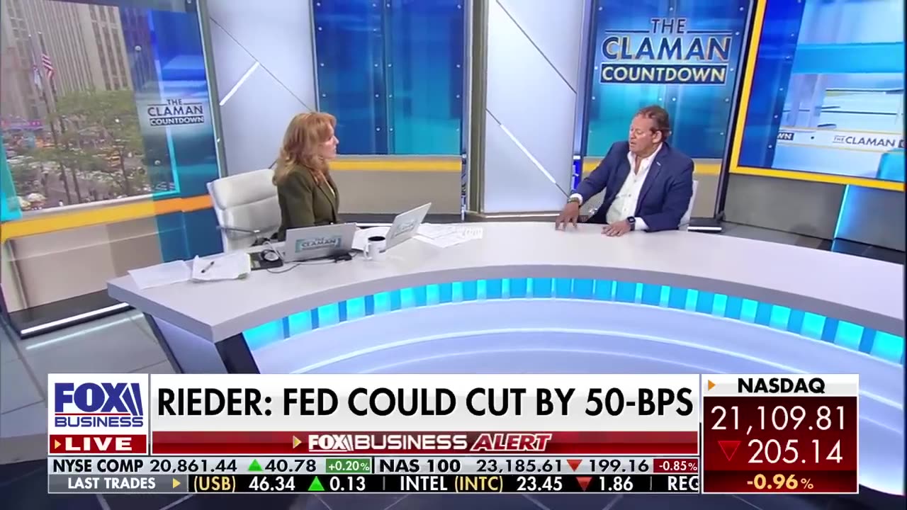 Experts expect that the Federal Reserve will lower interest rates in September.