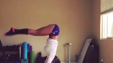 Fit & Strong 💪 Girls Workout Ultimate Fitness/ Stay Strong & Consistent #Shorts