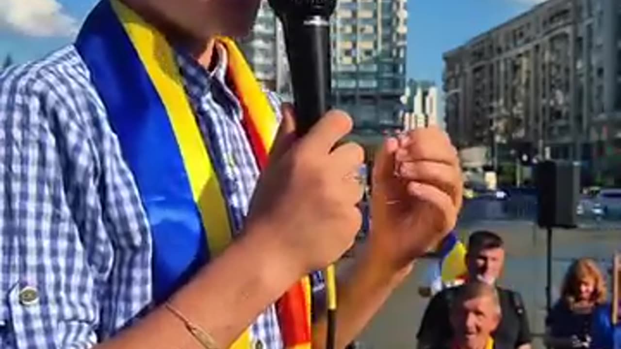 Copiii se revolta! Santiago Toma