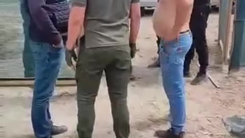 🚧👮 Ukraine Russia War | UA POV: TCC and Police Detain Worker at Construction Site | RCF