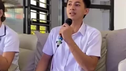 Viral: Shy Filipino SHOCKS Classmates with Angelic Voice! #trending #viralshorts