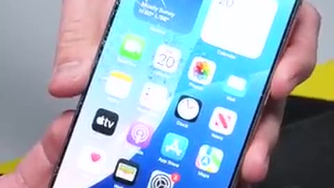 iPhone 16 Pro Max vs. Galaxy S24 Ultra Drop Test!