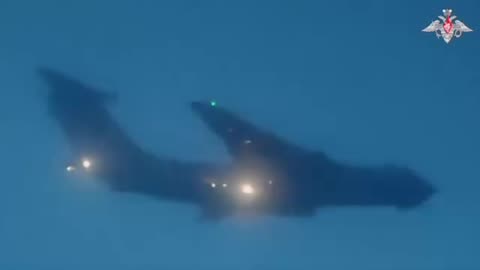 Russia 🇷🇺 Flys it's Big Bombers over UK Santa's Path for Christmas 🎄 😀