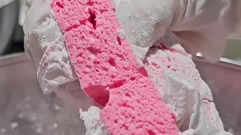 Master the Art of Cake Decorating with Our Diploma Course
