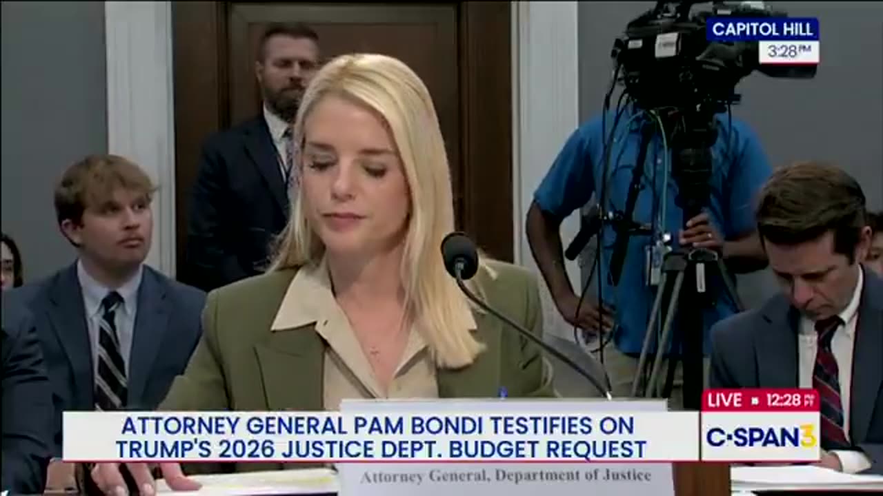 Democrat Rep. TRIGGERED After Attorney General Pam Bondi DESTROYS Her