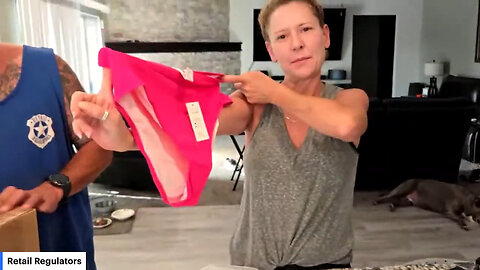 Kat Kroemeke unboxingmystery.com #mysteryboxes #live