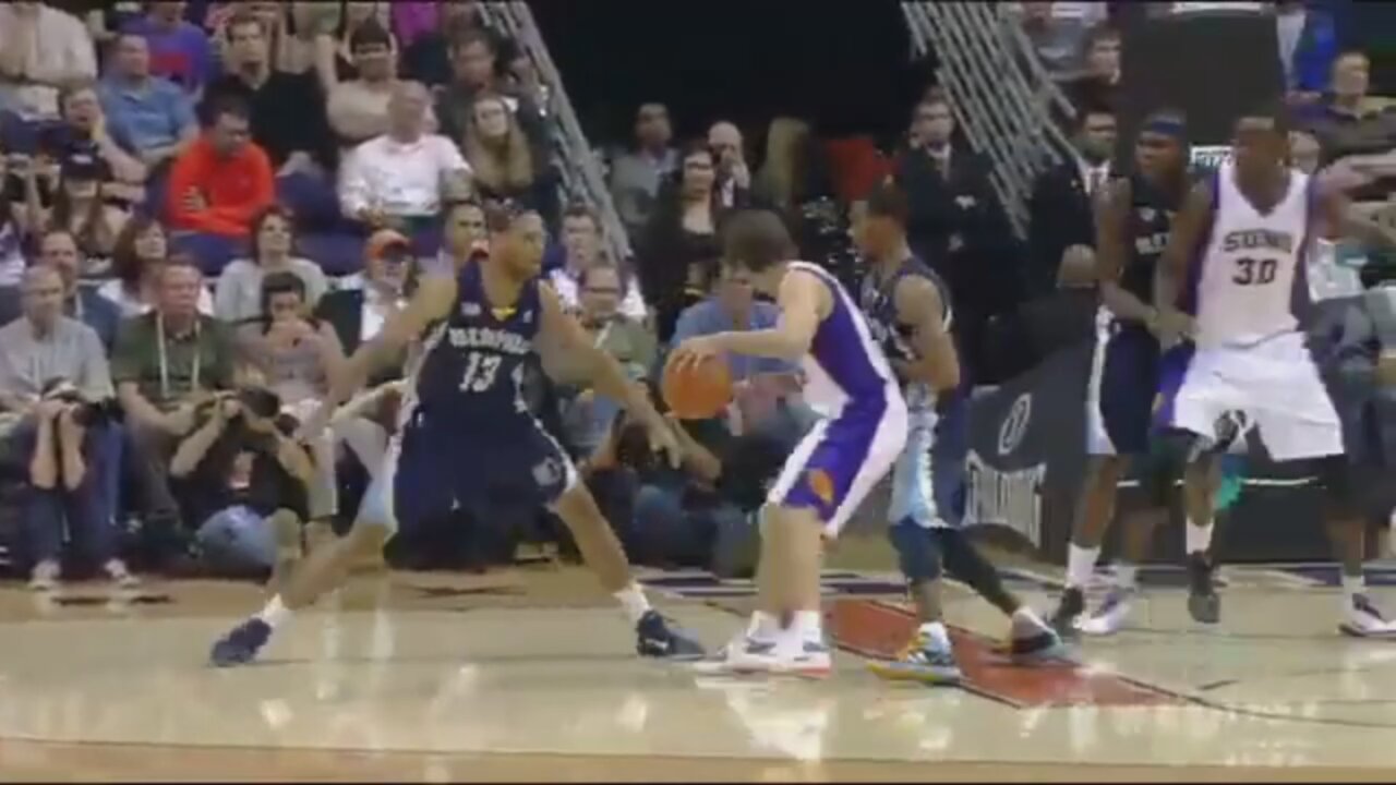 Steve Nash 11 Points 7 Ast Vs. Grizzlies, 2010-11.