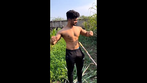 Bicep exercise with dumbell 🏋️‍♂️