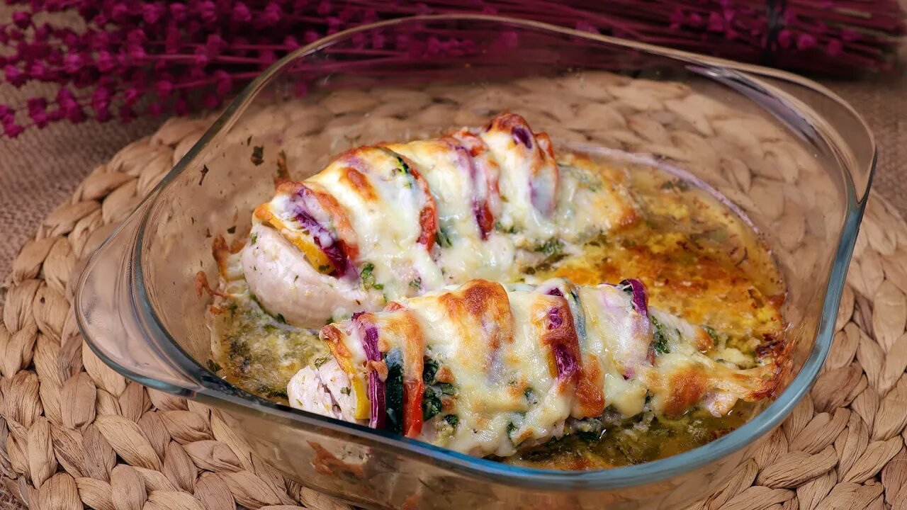 🍗👋 Say Goodbye to Boring Chicken: Hasselback Chicken Breast for a Flavorful Meal