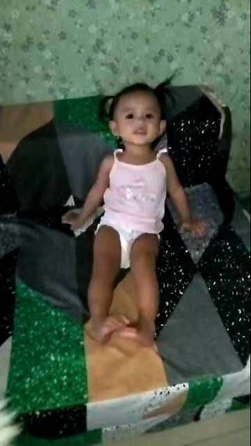 Little little baby girl Aliyah 😘 Ava