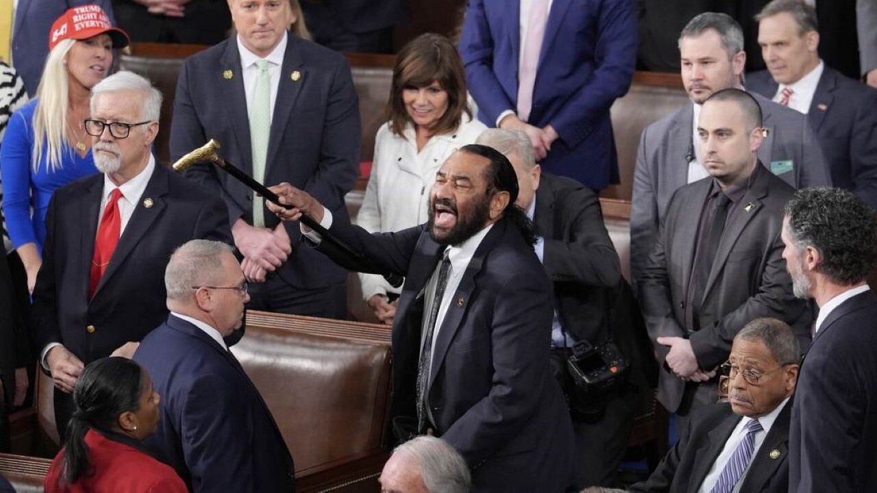 Impeachy Keen: Dem Al Green Unveils 'Countdown To Impeachment' Poster And Plans To Indict Trump