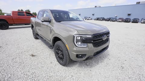 2025 Ford Ranger Lariat 4X4 Black Appearaence