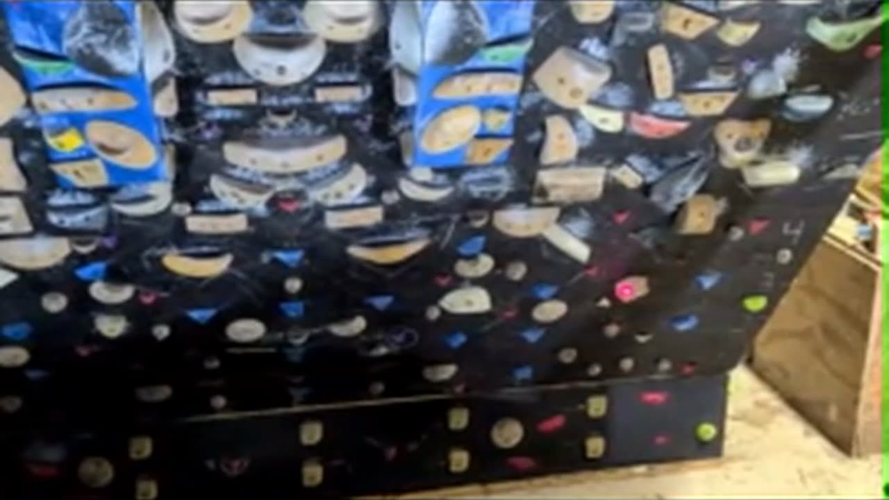 Climbing Route Setting: Slopers & Strategic Beta!