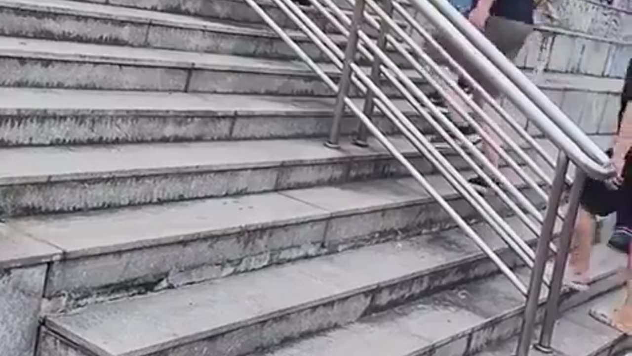 🤯✨ Discover How Your Brain Memorizes Stair Rhythms & Why You Trip! | FeedMyCuriosity