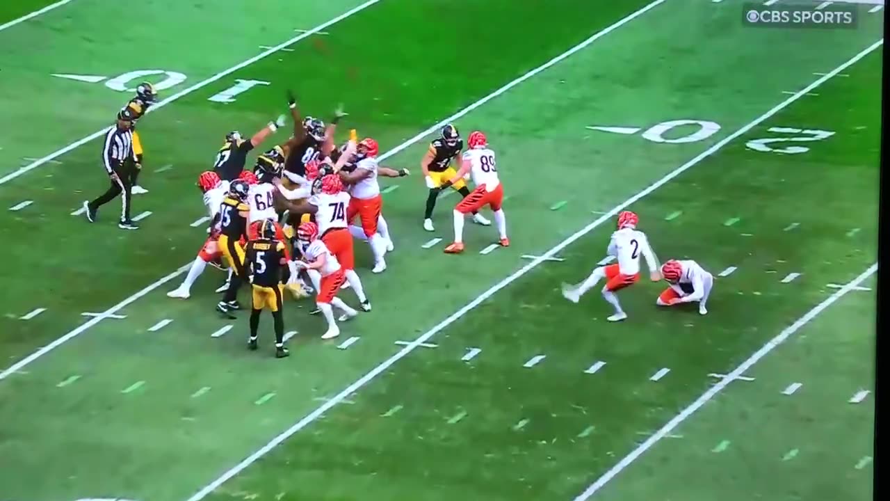 Bengals WR #5 T. Higgins TD 🏈28yds.