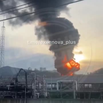 😡President Trump's Envoy In Moscow, As Ukraine Attacked Capital w/ Drones