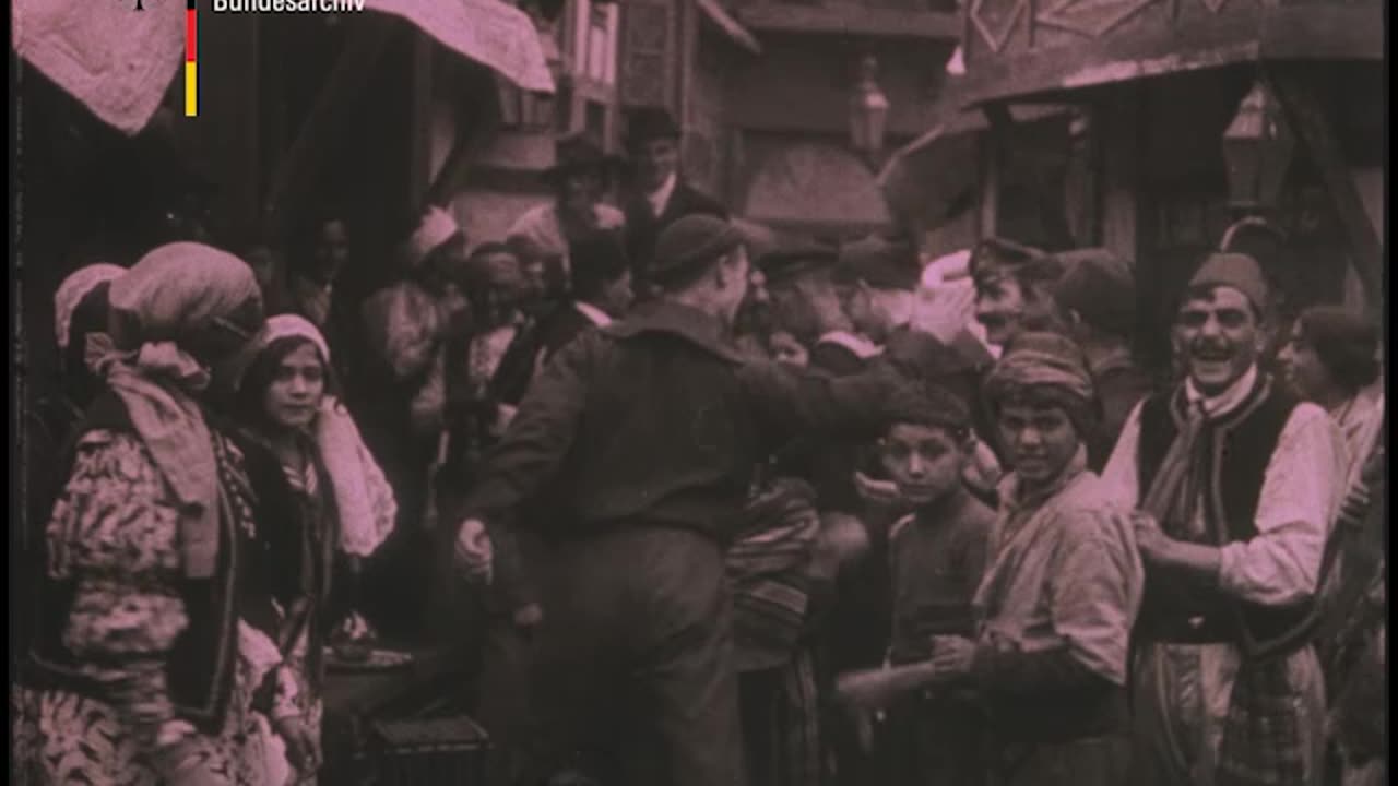 BArch_FWMS_K_143104_1R_Zwei_blaue_Jungen