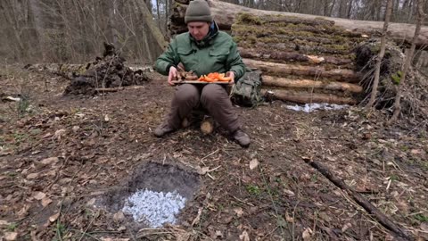 According to this terrain, I created the shelter in a way that is in harmony with nature