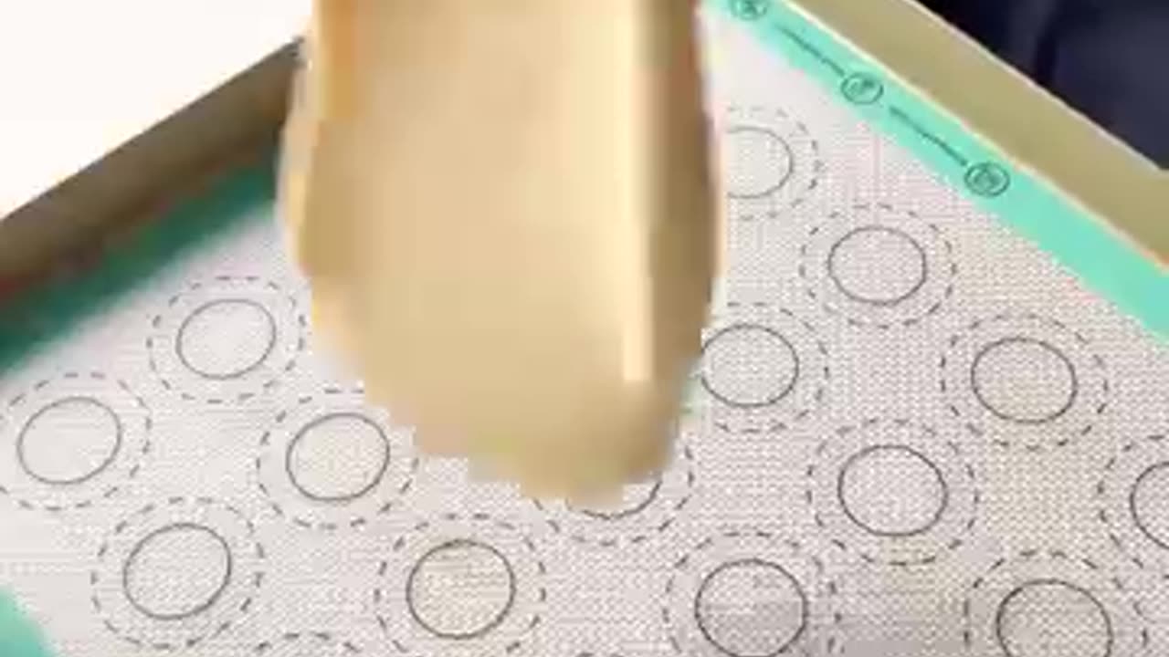 Shocking: That’s how you make a soft cake base. #shorts #softcakebase #recipe #b