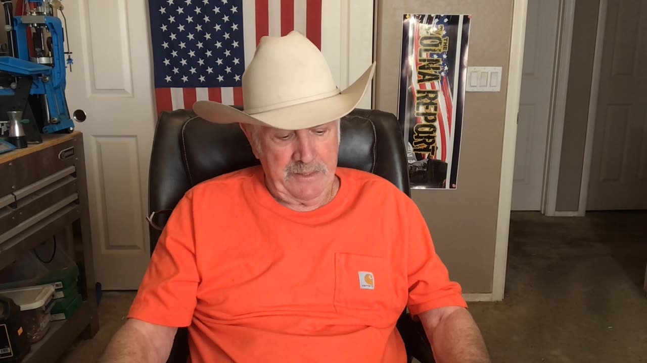 VP Dick Cheney's Casket Was Not Dropped With An American Flag!