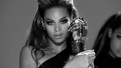 Beyoncé - Single Ladies (Put a Ring on It) (Music Video Version)