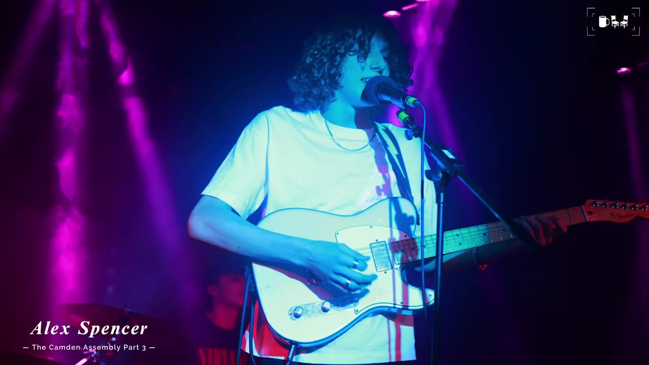 Alex Spencer live at 'THE Camden Assembly' - Part 3 | Cupchairs.com
