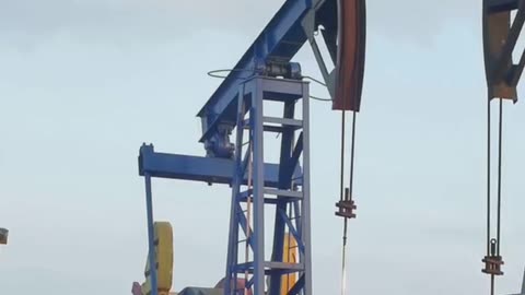 #OilShock #SanctionsUnleashed #MarketTremors #GeoEnergyPower #VISIONARRATORStayAlert