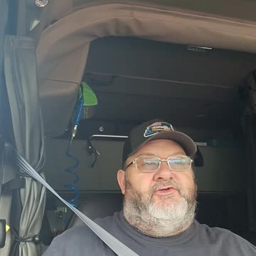 CAN'T BELIEVE I DID THAT! #reallifetruckers #truckdriver #gotdonuts