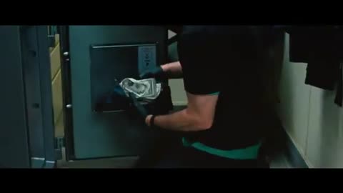 Roofman (2025) - U.S. TV Spot ('lay low')