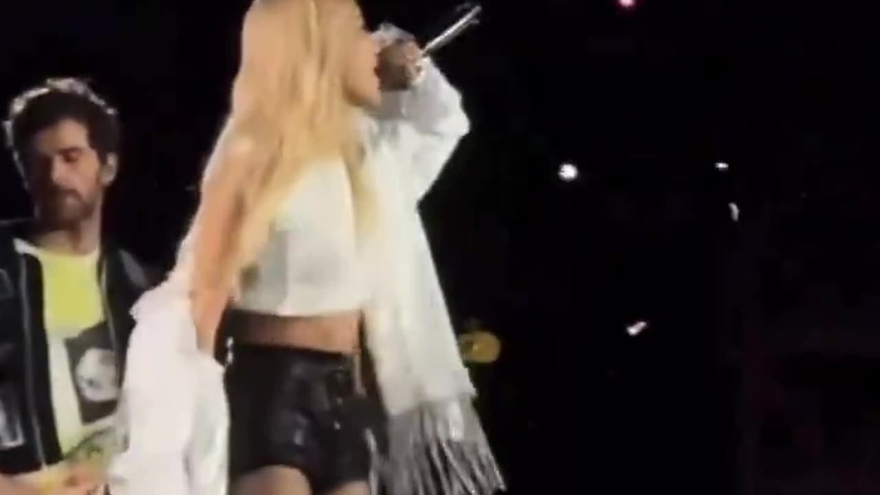 Blackpink Rosé Coldplay 2025