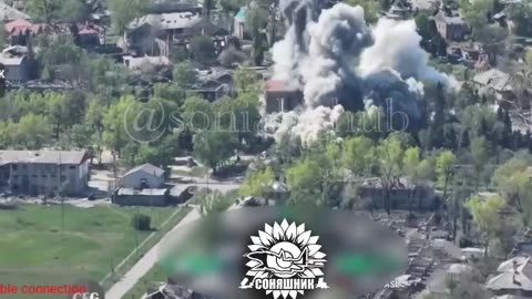 ✈️💣 Ukrainian Su-27 strike on a battalion HQ and a group of Russian drone