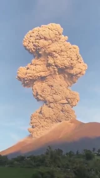 'Eruption of Kanlaon volcano in the Philippines underway with intense force