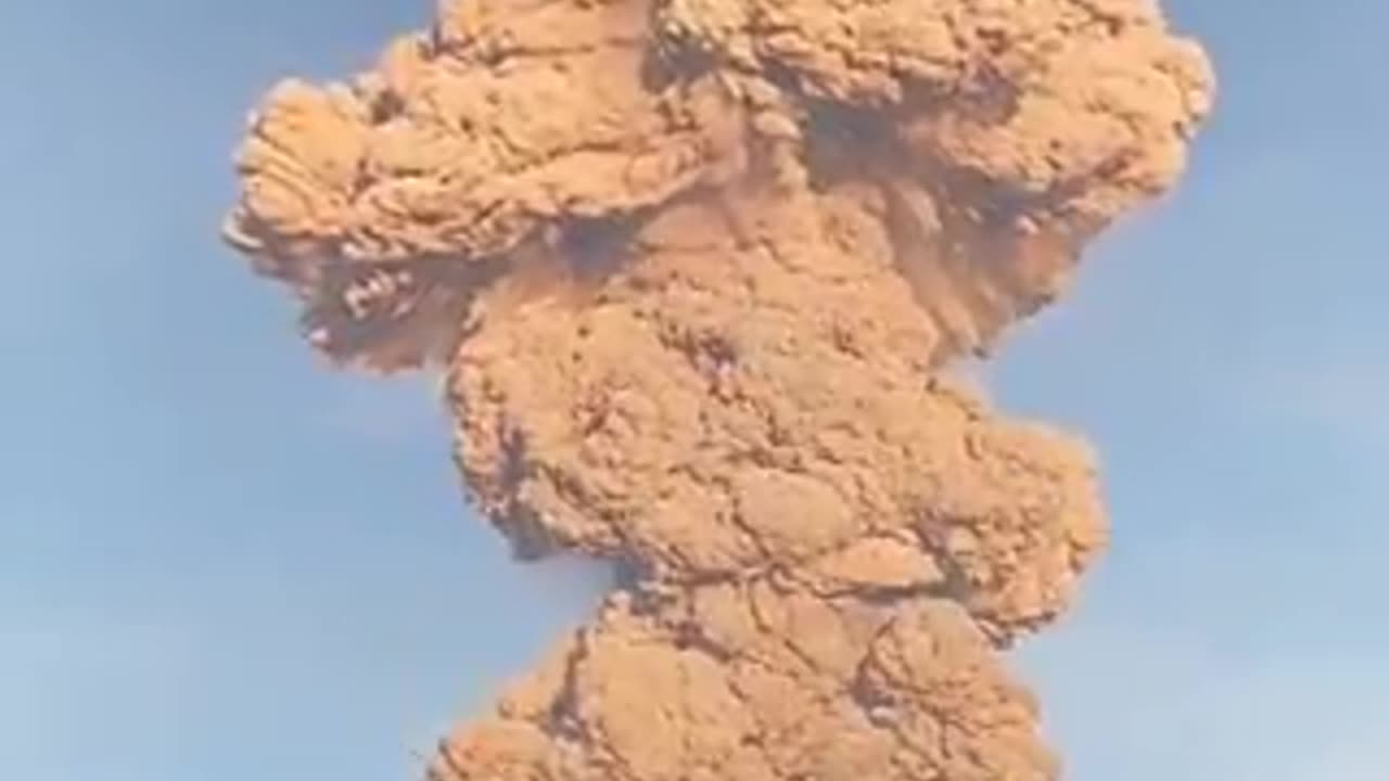 'Eruption of Kanlaon volcano in the Philippines underway with intense force