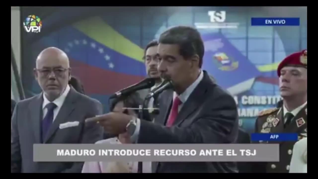 O Lulaladrão deve ter muita inveja do maduro, o Lulaladrão não conseguiu montar sua tropa miliciana no Brasil, mas, tentou fazer isso,os governadores não caíram na ideia do ladrão. Coletivos da Venezuela - Milícia Bolivariana atira nos civis.