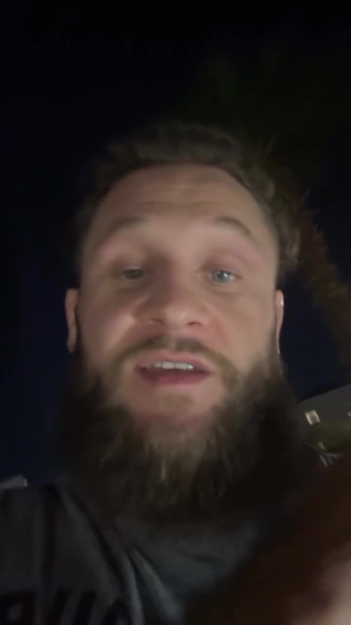 Rafael Fiziev Explains Why He Pulled Out of Charles Oliveira Fight