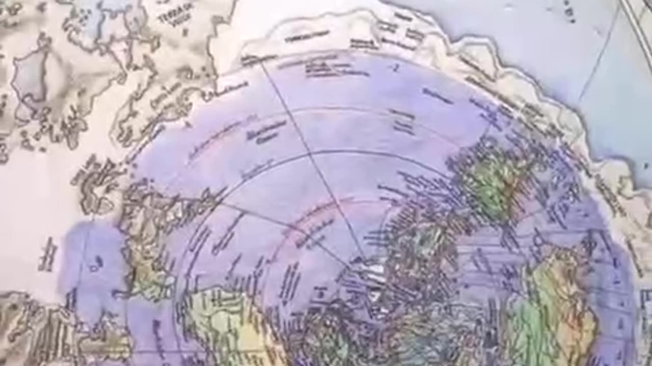 🇮🇹 La luna è fatta di plasma ed è una vecchia mappa della Terra, prima dell'ultimo cataclisma!