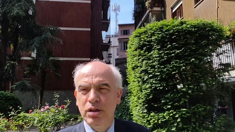 L'INIZIATIVA NO 5G ELETTROSMOG, A MILANO - Intervista a Gianfranco - cittadino milanese