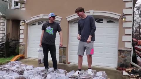 Mr Beast giving 3 Million Pennies to his 3 Million(th) Subscriber