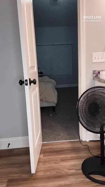 CARLOS IS BACK FOR TAX TIME ONCE AGAIN!! SUEWOO AINT NO BETTER THAN CECE