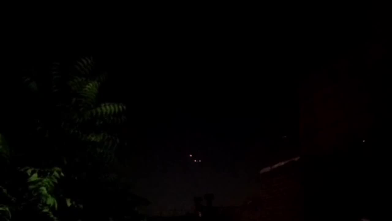 Iranian defensive attempts against the air force attack in Tabriz