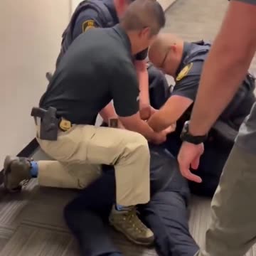 🇺🇸 Democrat U.S. Senator Alex Padilla