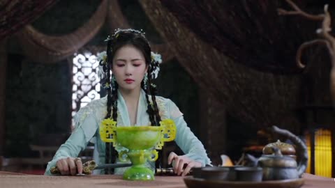 Fan Yue & Bai shuo moonlight mystique bai shuo cut her finger and falls into a trap episode 30