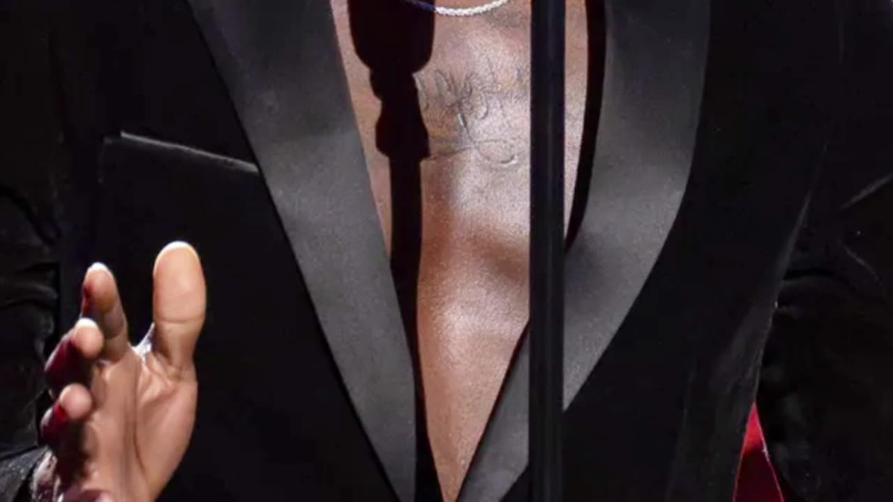 Soul & Spirit Collide: Jamal Roberts and Kirk Franklin's Musical Bridge - WorldEye