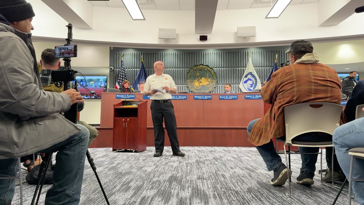 LIVE: Anti-Muslim Demonstrators and Group of Counter-Protesters Attend Dearborn City Council Meeting