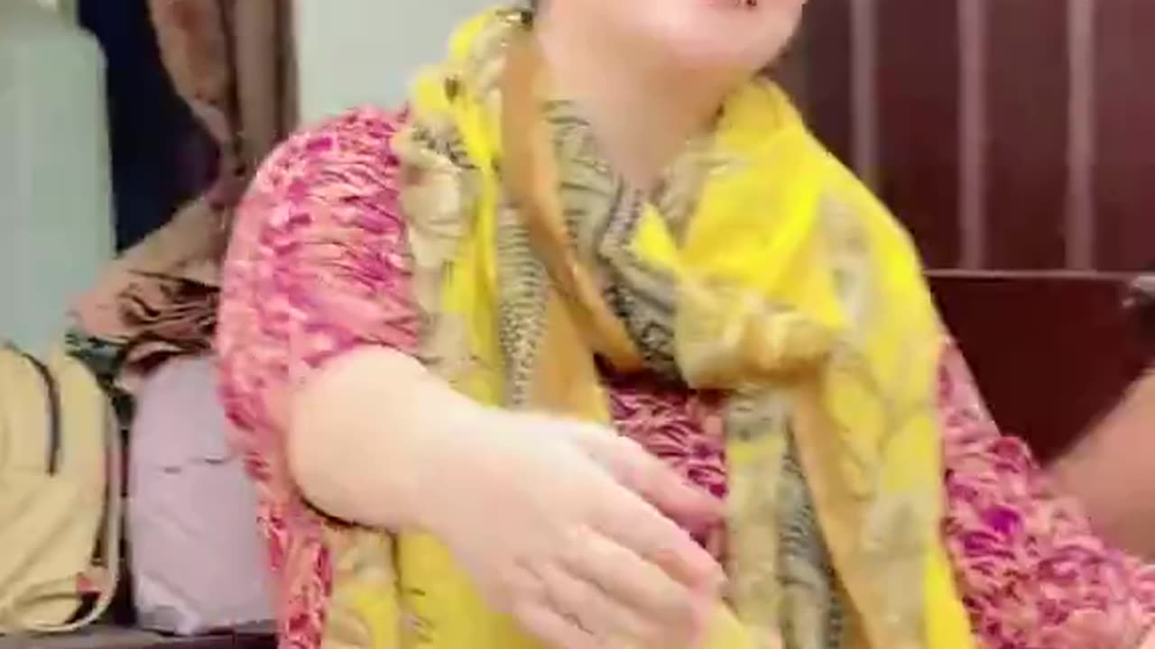 Your face is like flowers - Phoolon sa Chehra Tera