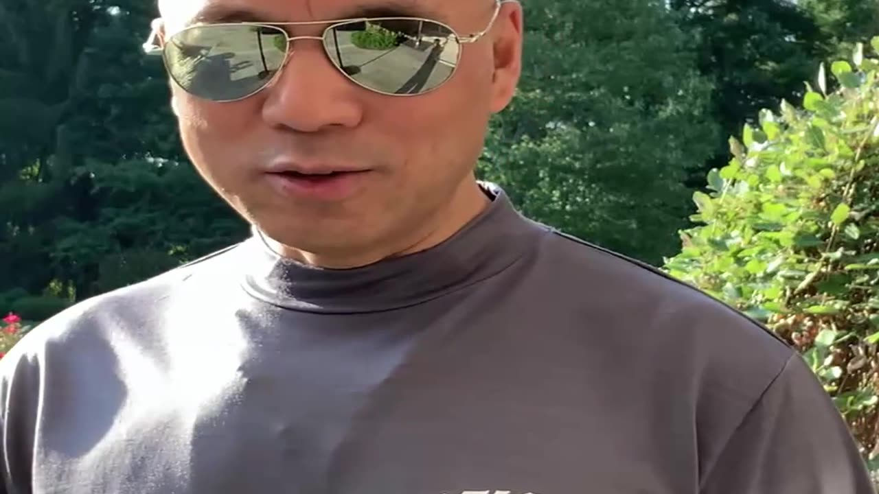 20220829文贵先生GETTR¹： #爆料革命战友：中国女人太可怜，中国母亲太伟大了，中国母亲太不容易。兄弟姐妹们疼爱家人、疼爱父母、疼爱朋友、疼爱新中国联邦的战友！