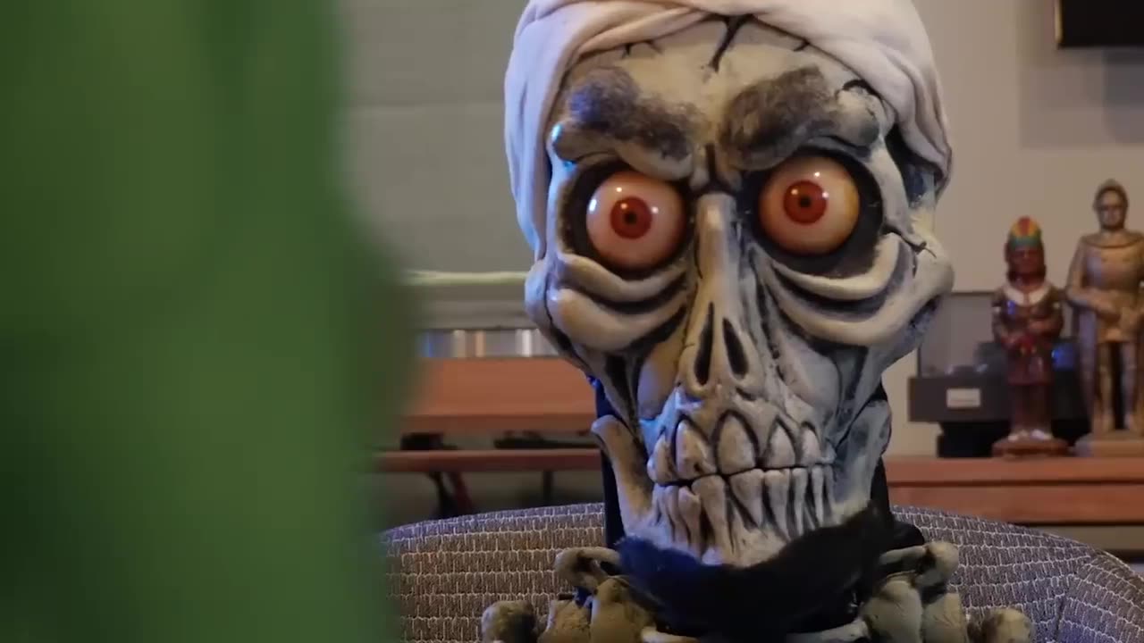 JEFF DUNHAM’S SCARIEST VIDS FRIDAY 10/31/25