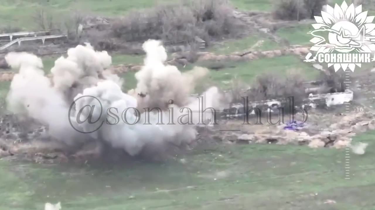 Ukrainian Airstrikes on Russian Outpost in Occupied Zaporizhzhia