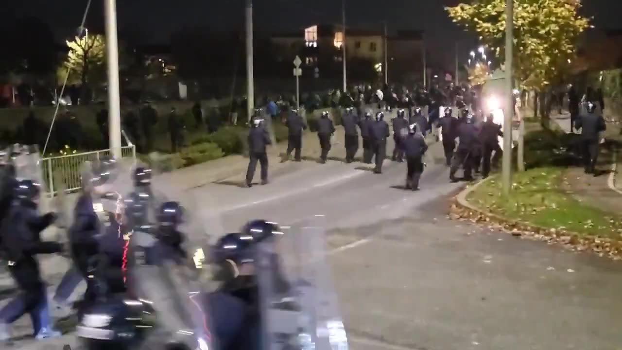 🚨🇮🇪 Meanwhile in Ireland last night